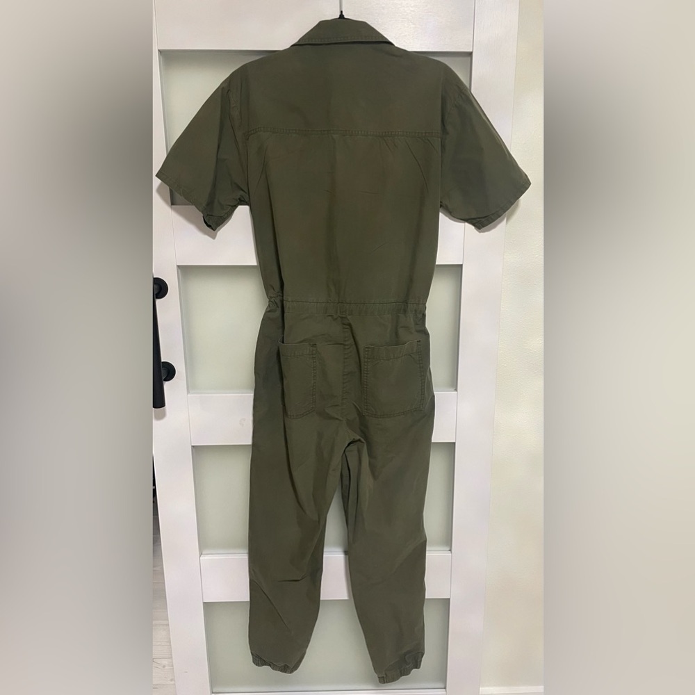 FOREVER 21 Army Green Solid Basic Jumpsuit - Picture 2 of 4